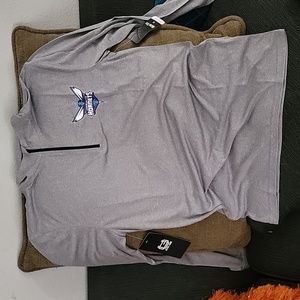 Womens Charlotte Hornets Gray Pull Over